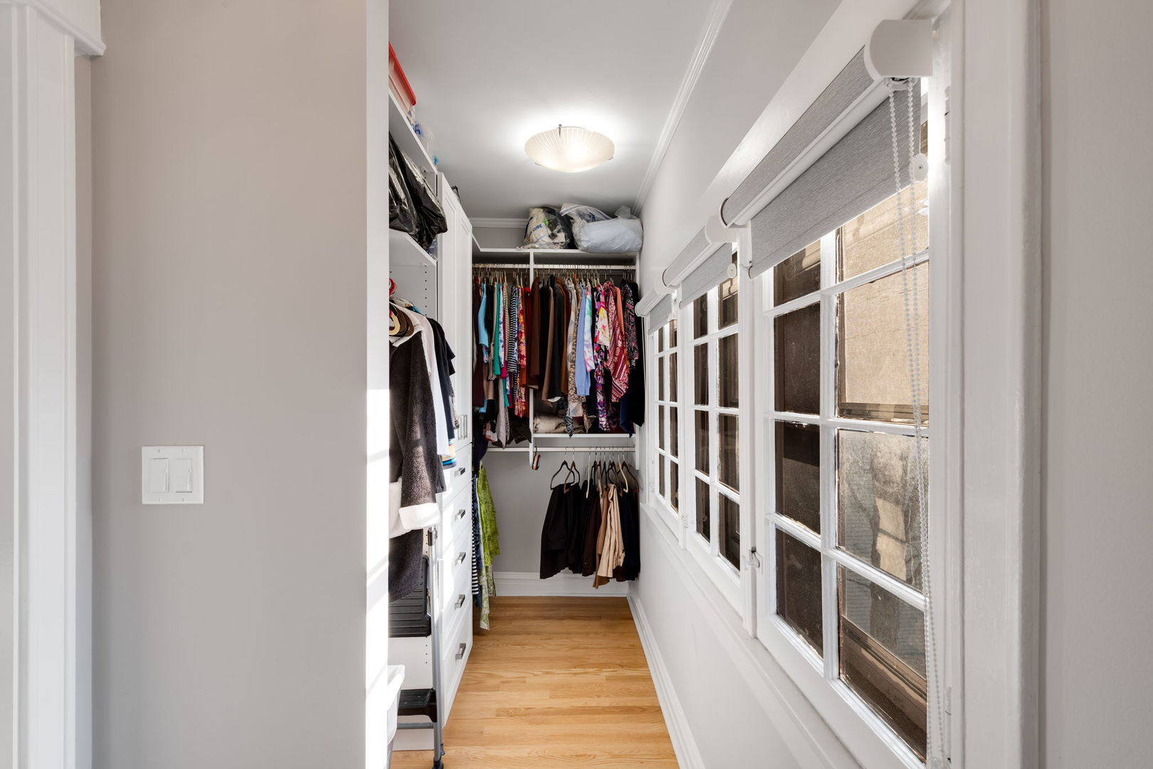 2509 Pioneer Road, Evanston, IL 60201