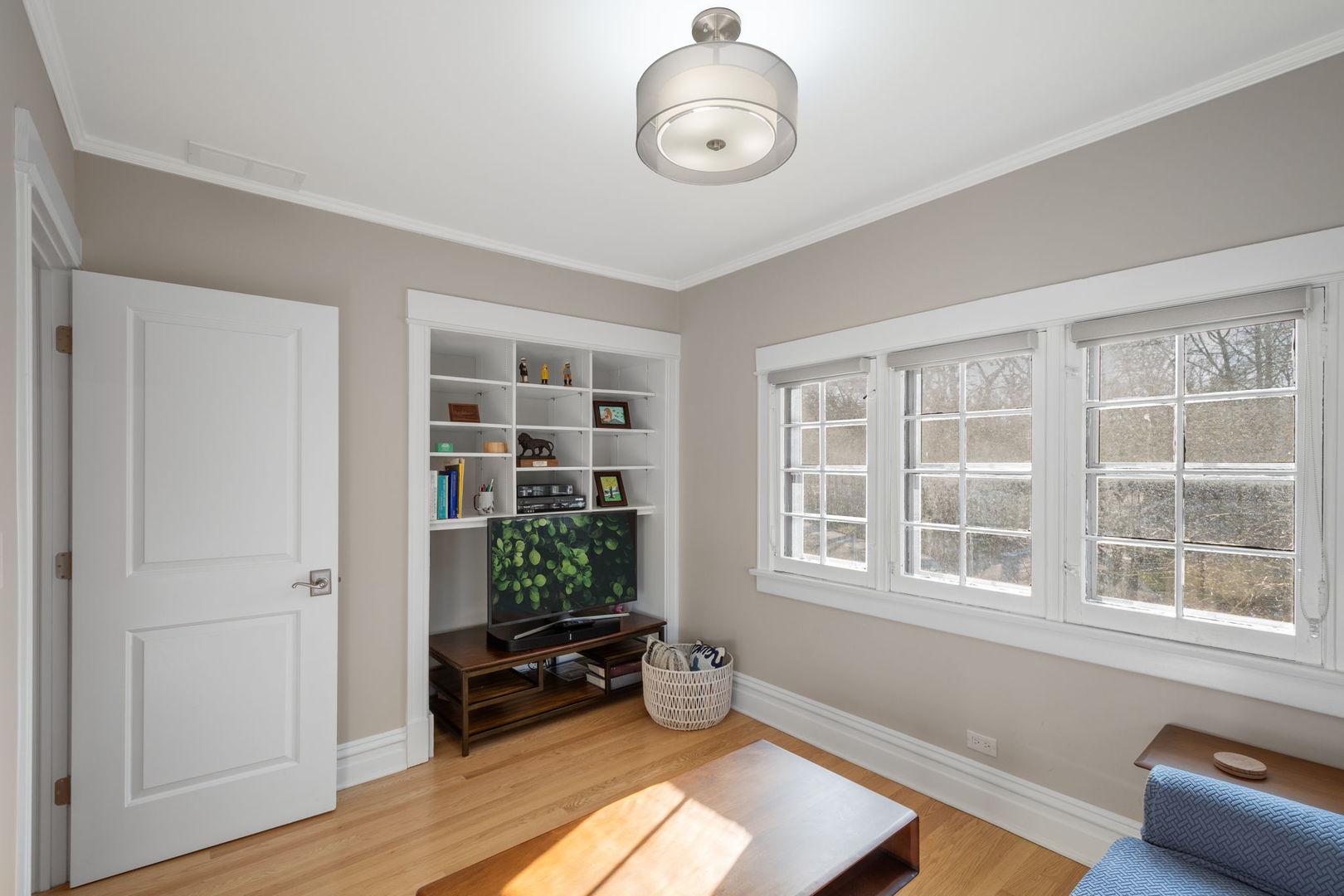 2509 Pioneer Road, Evanston, IL 60201