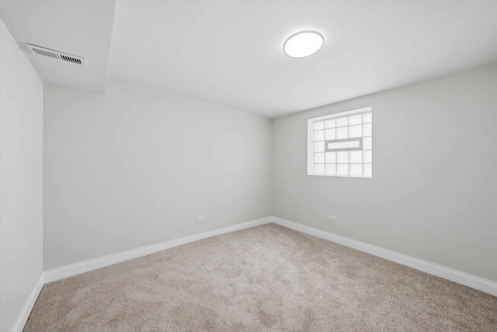 1647 216th Street, Sauk Village, IL 60411