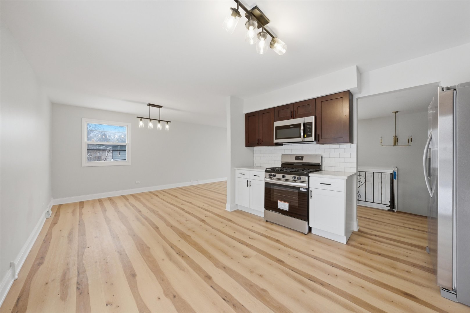 1647 216th Street, Sauk Village, IL 60411