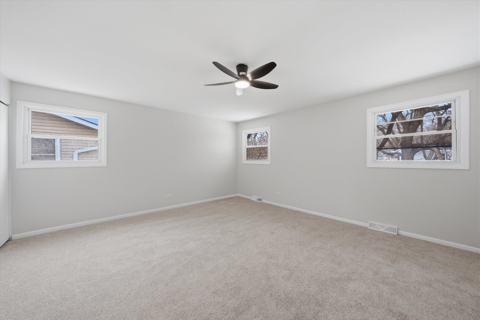 1647 216th Street, Sauk Village, IL 60411