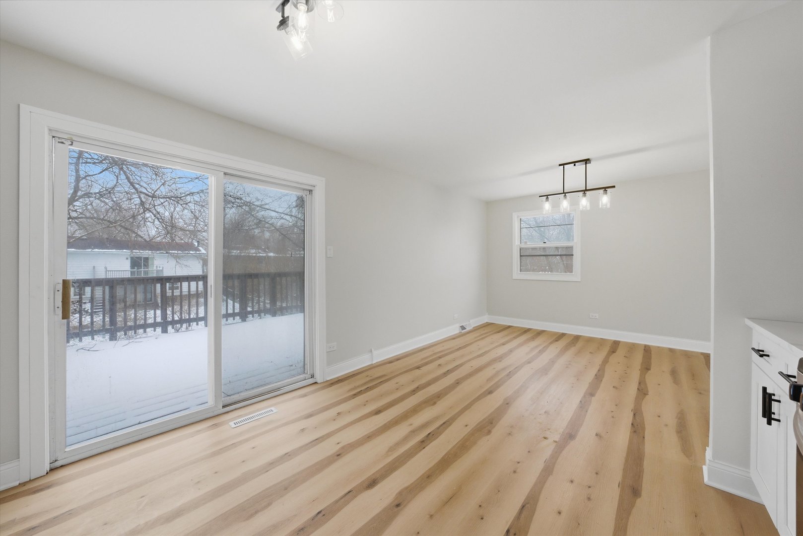 1647 216th Street, Sauk Village, IL 60411