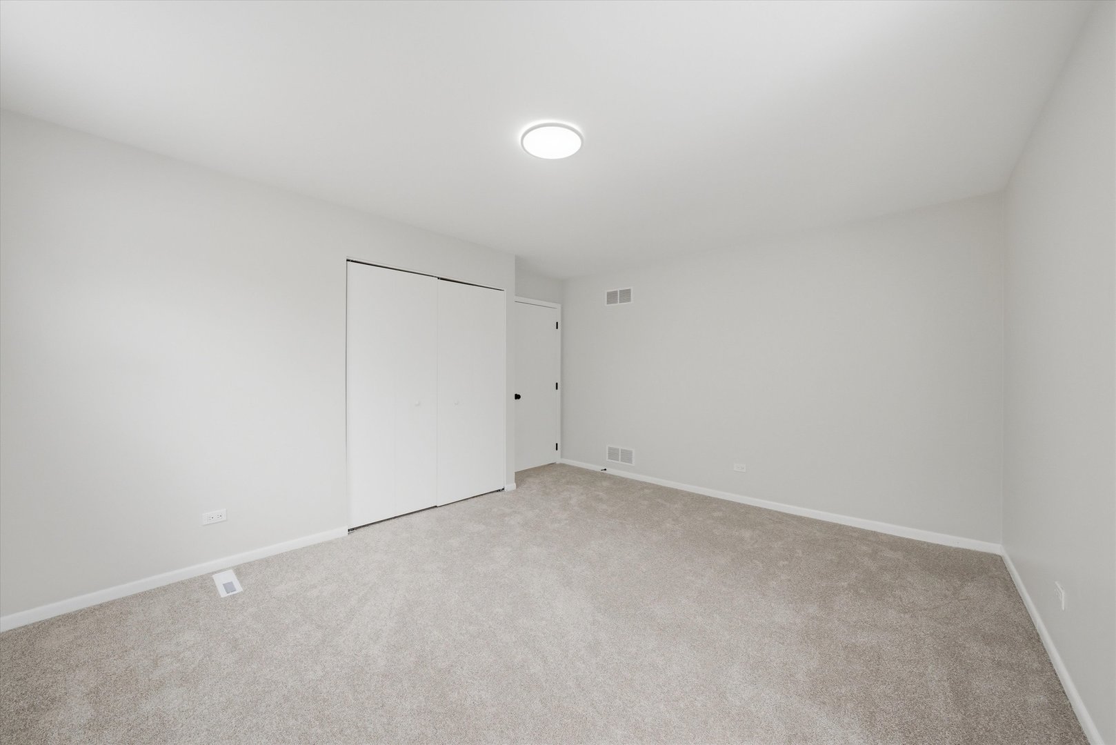 1647 216th Street, Sauk Village, IL 60411