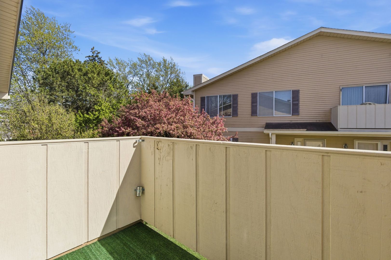 37 E Hickory Street #D, Lombard, IL 60148