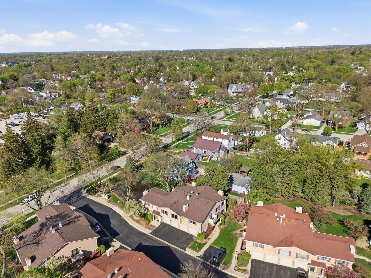 37 E Hickory Street #D, Lombard, IL 60148