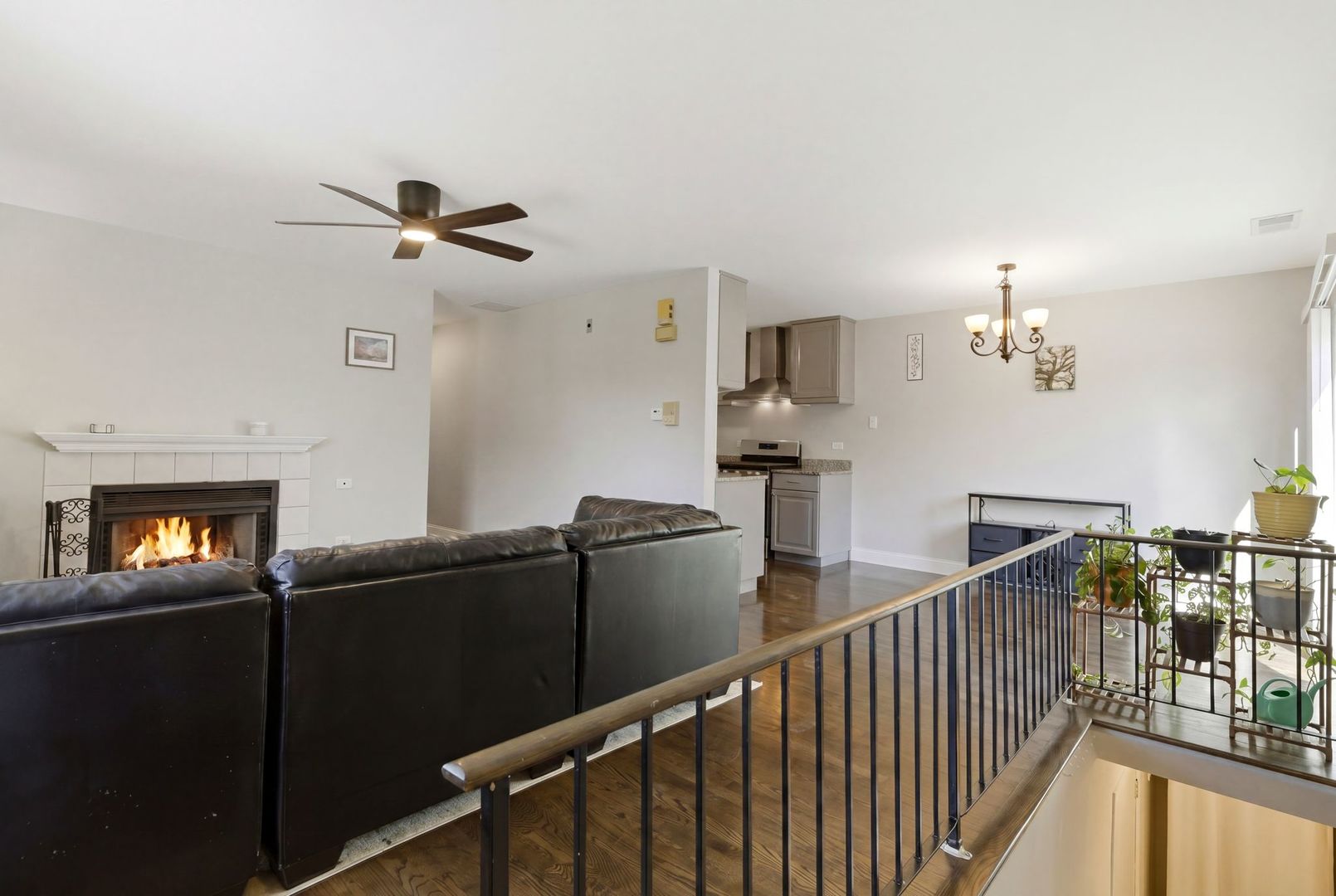 37 E Hickory Street #D, Lombard, IL 60148