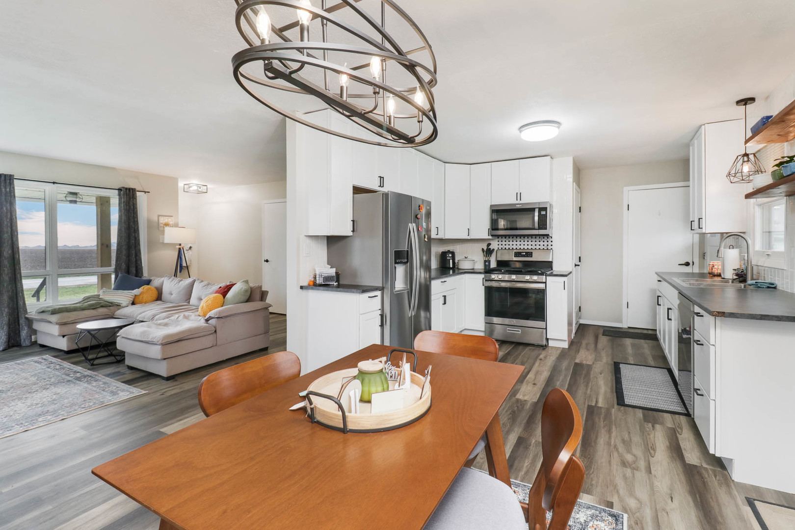 401 W Boundary Street, Stanford, IL 61774