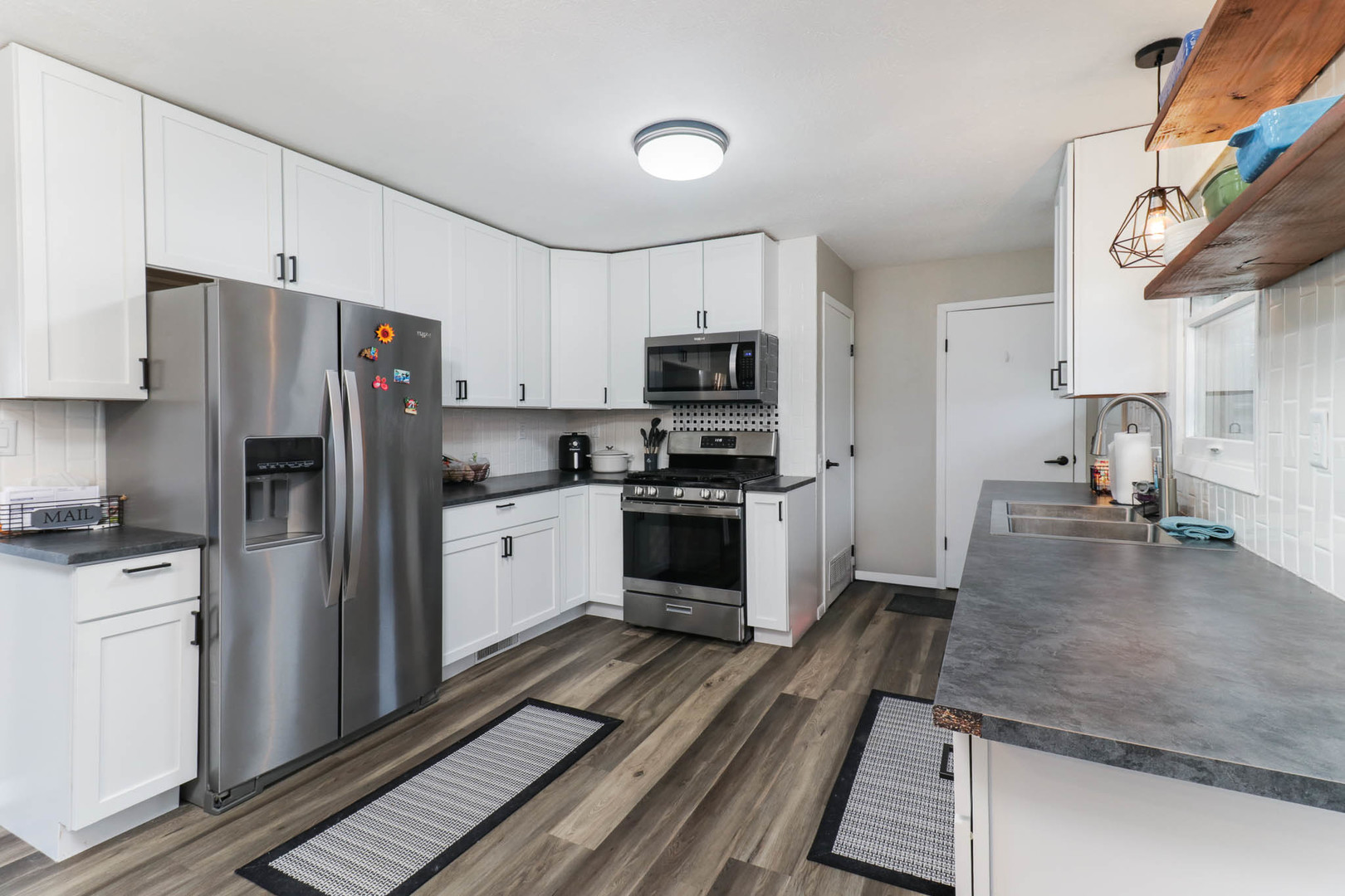 401 W Boundary Street, Stanford, IL 61774