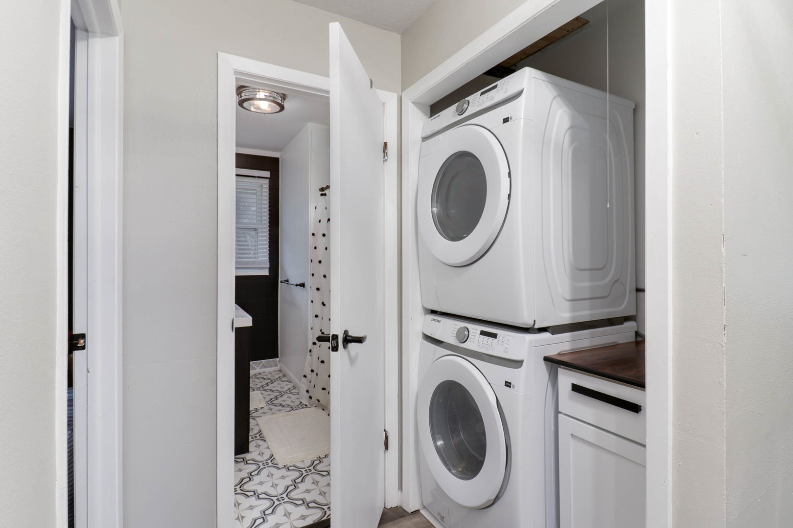 401 W Boundary Street, Stanford, IL 61774