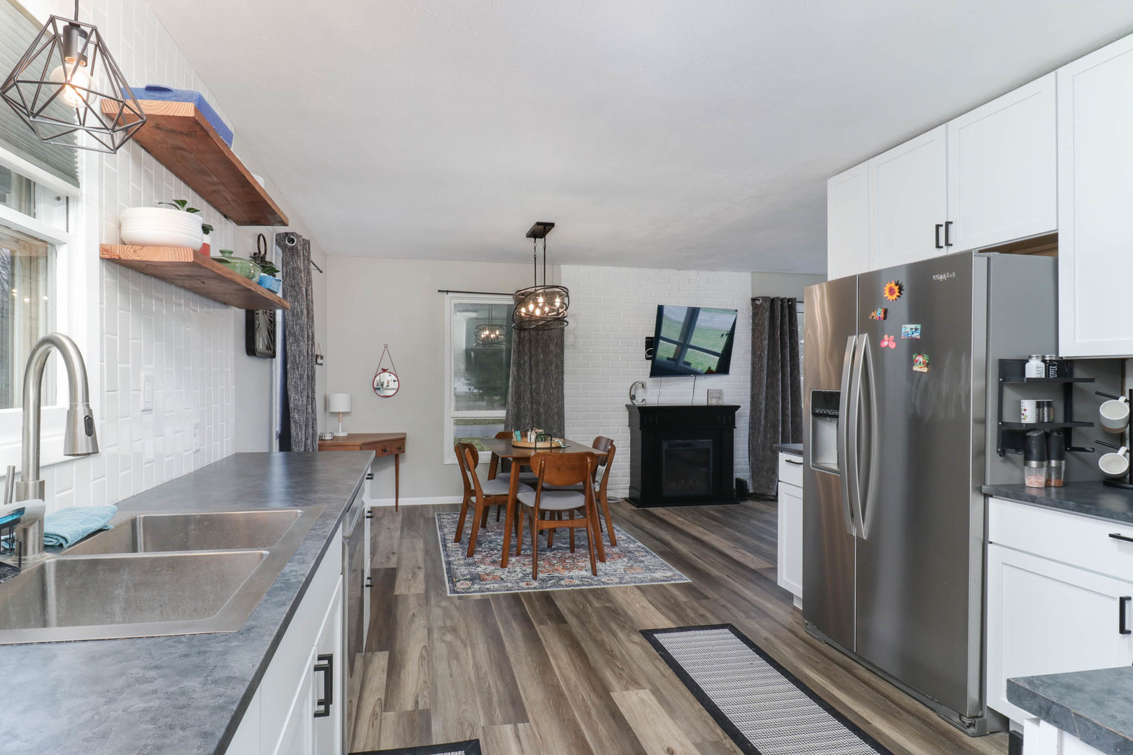 401 W Boundary Street, Stanford, IL 61774