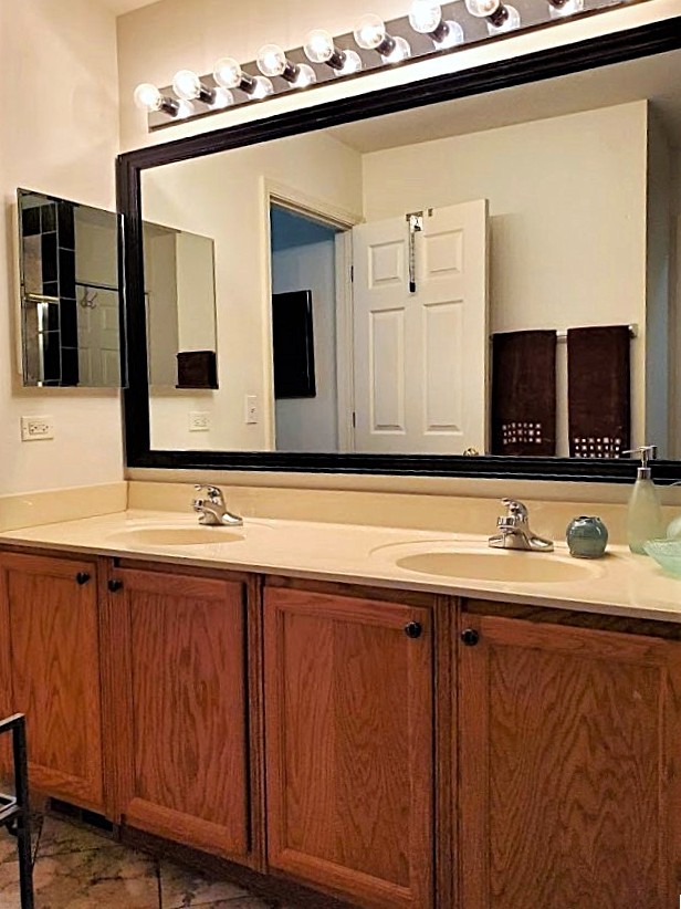 1914 Crenshaw Circle, Vernon Hills, IL 60061