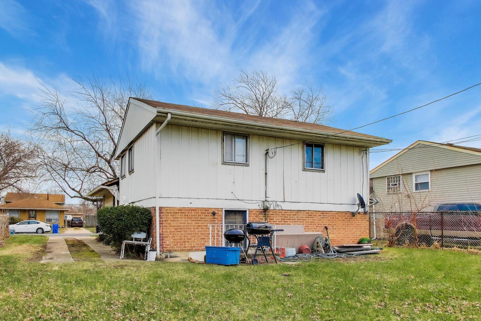 11746 S Racine Avenue, Chicago, IL 60643