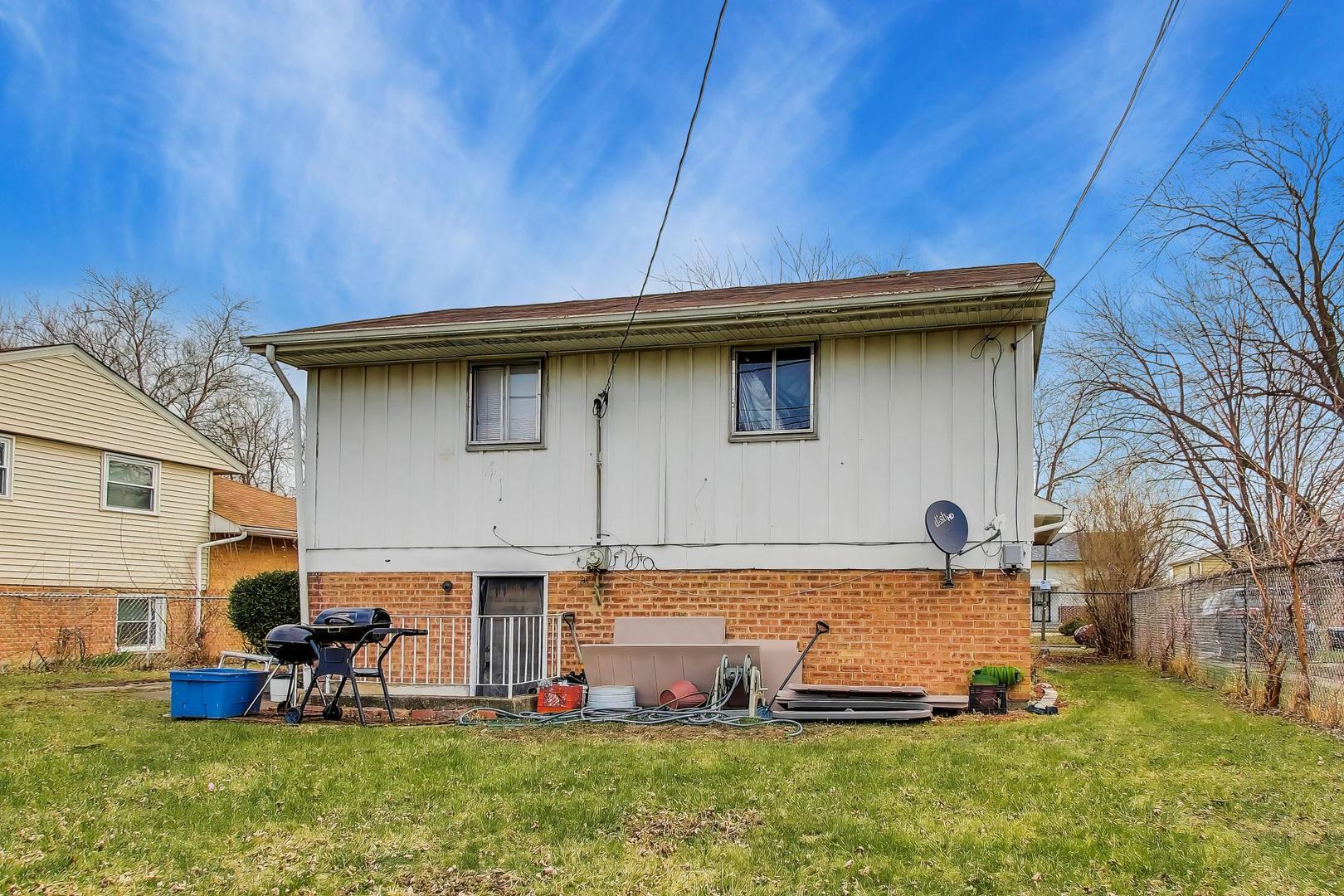 11746 S Racine Avenue, Chicago, IL 60643