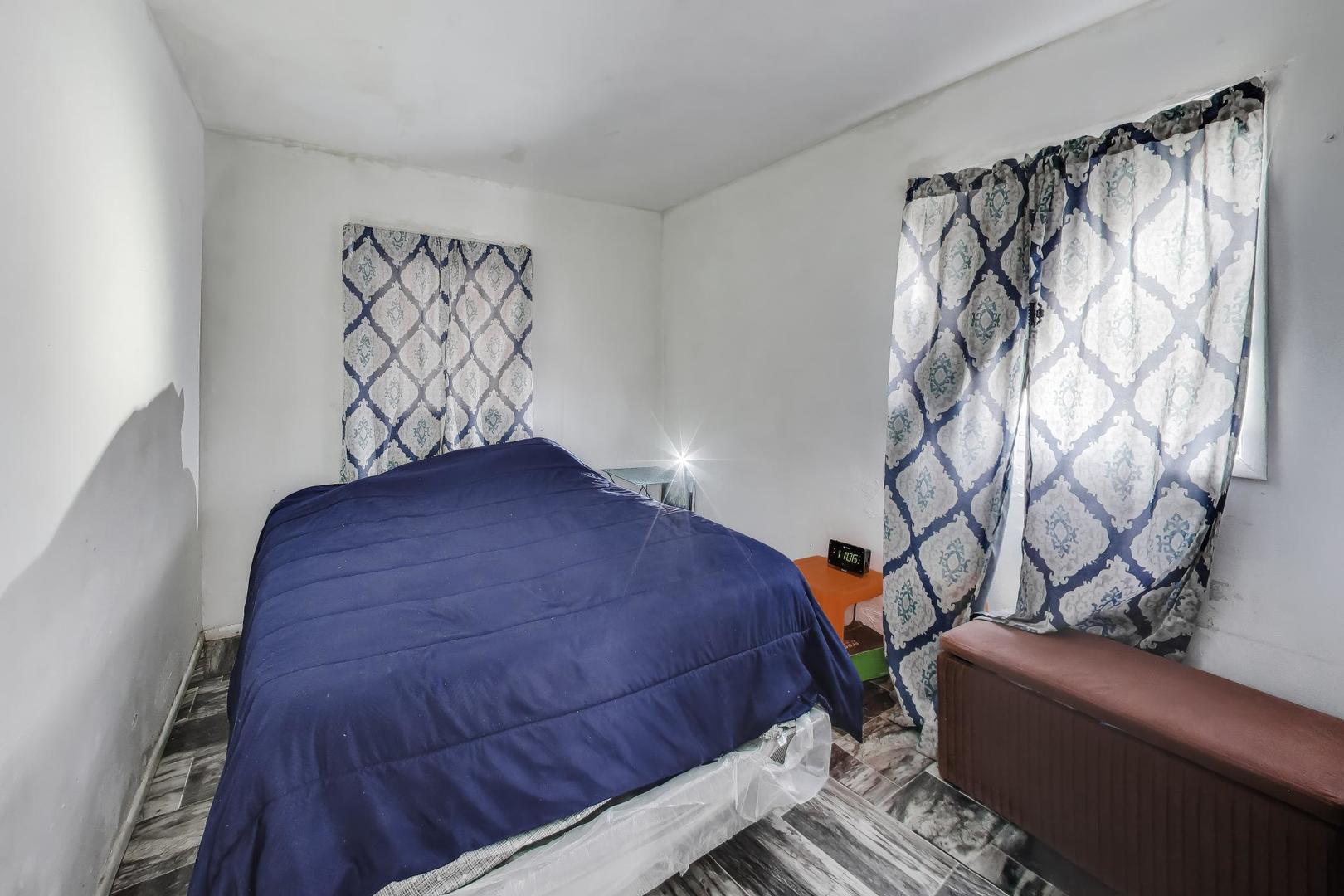 11746 S Racine Avenue, Chicago, IL 60643