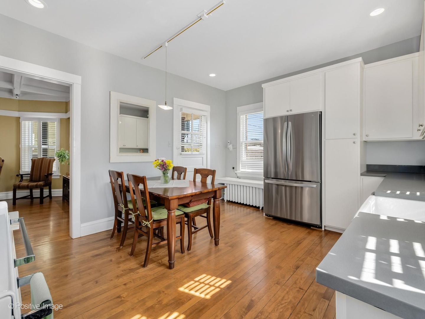 632 N Ridgeland Avenue, Oak Park, IL 60302