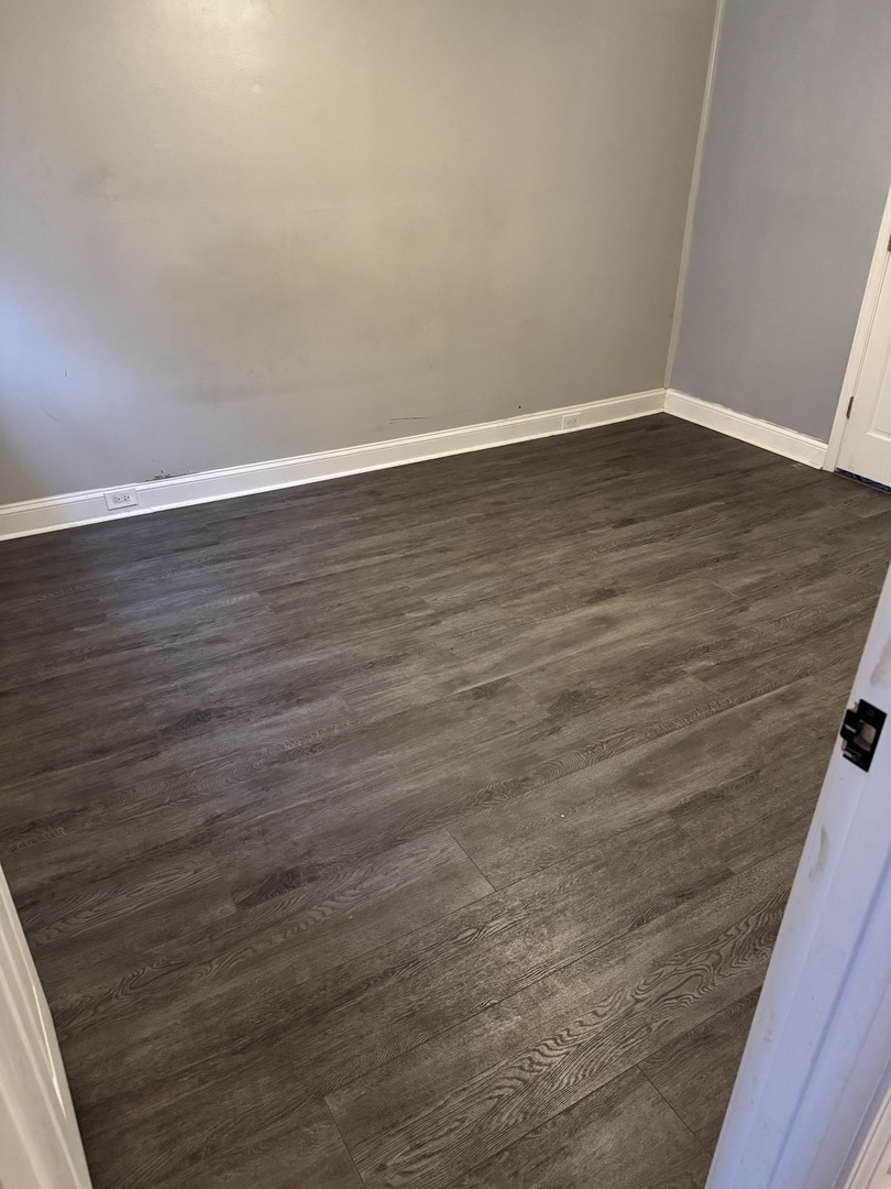 5043 155th Street, Oak Forest, IL 60452