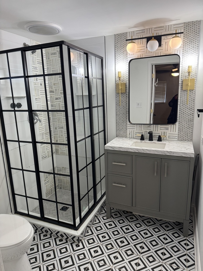 5043 155th Street, Oak Forest, IL 60452