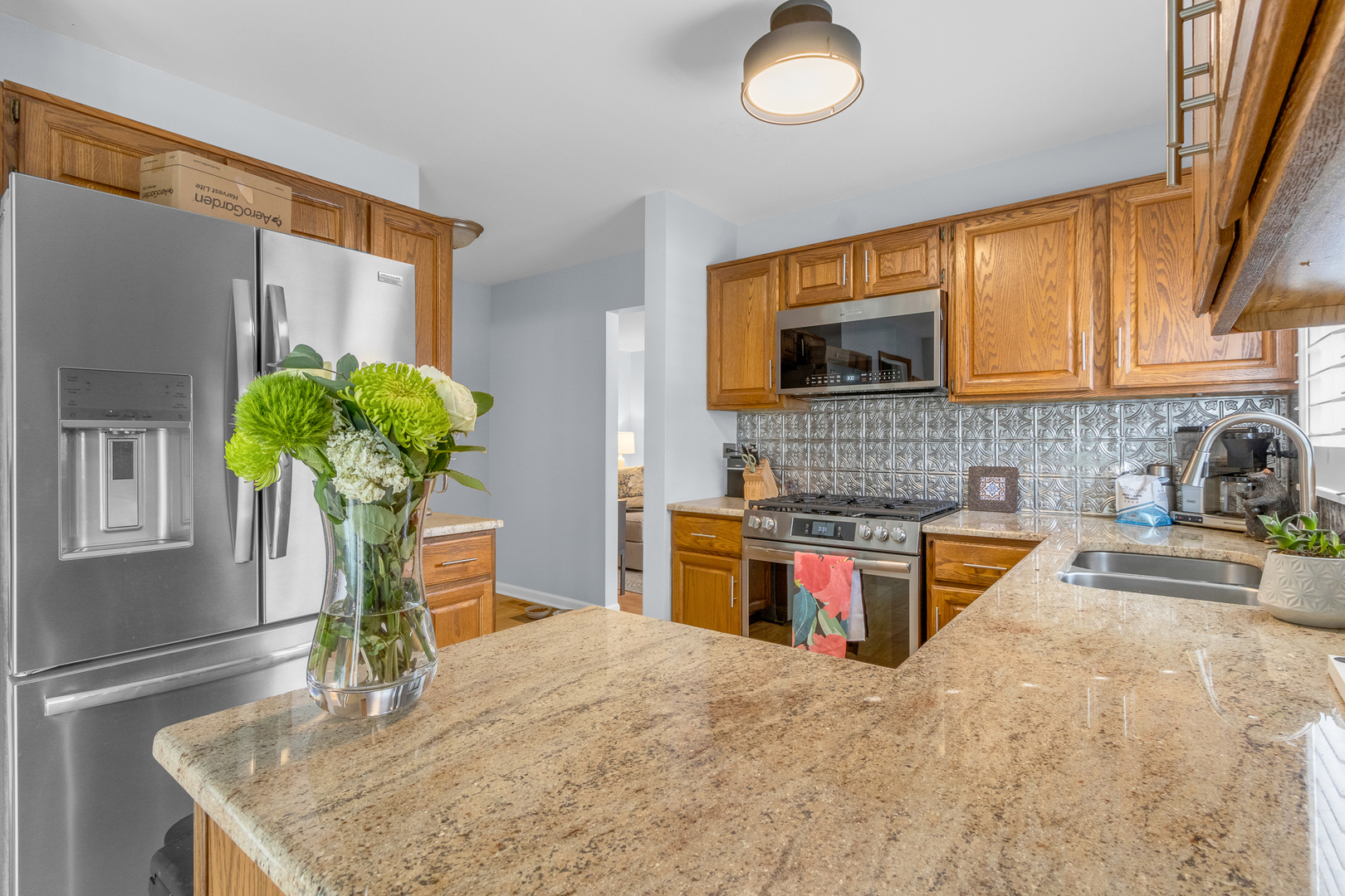 2828 Ashton Court, Westchester, IL 60154