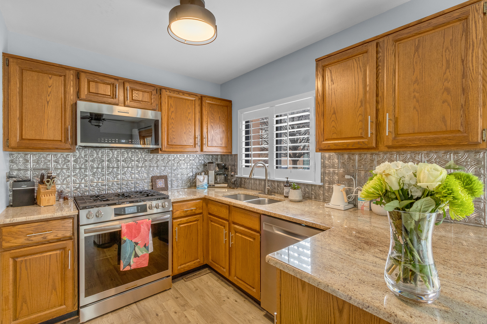 2828 Ashton Court, Westchester, IL 60154