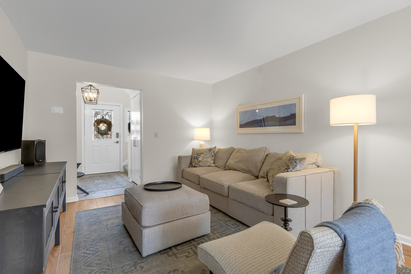 2828 Ashton Court, Westchester, IL 60154