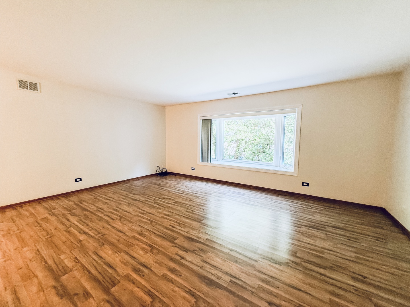 1501 N Milwaukee Avenue #3A, Libertyville, IL 60048