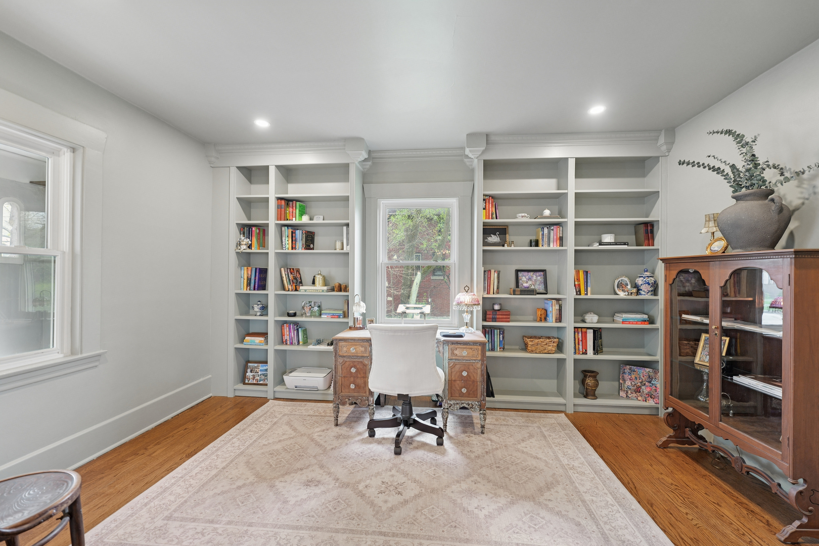 4136 Raymond Avenue, Brookfield, IL 60513