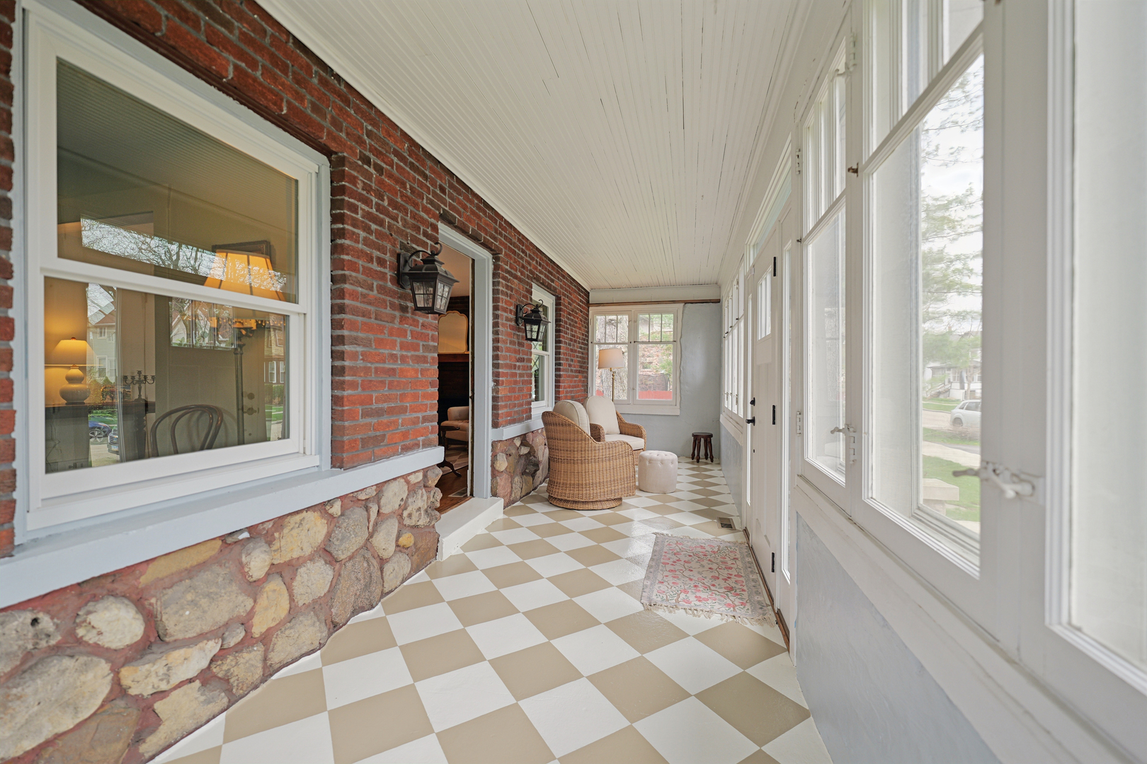 4136 Raymond Avenue, Brookfield, IL 60513