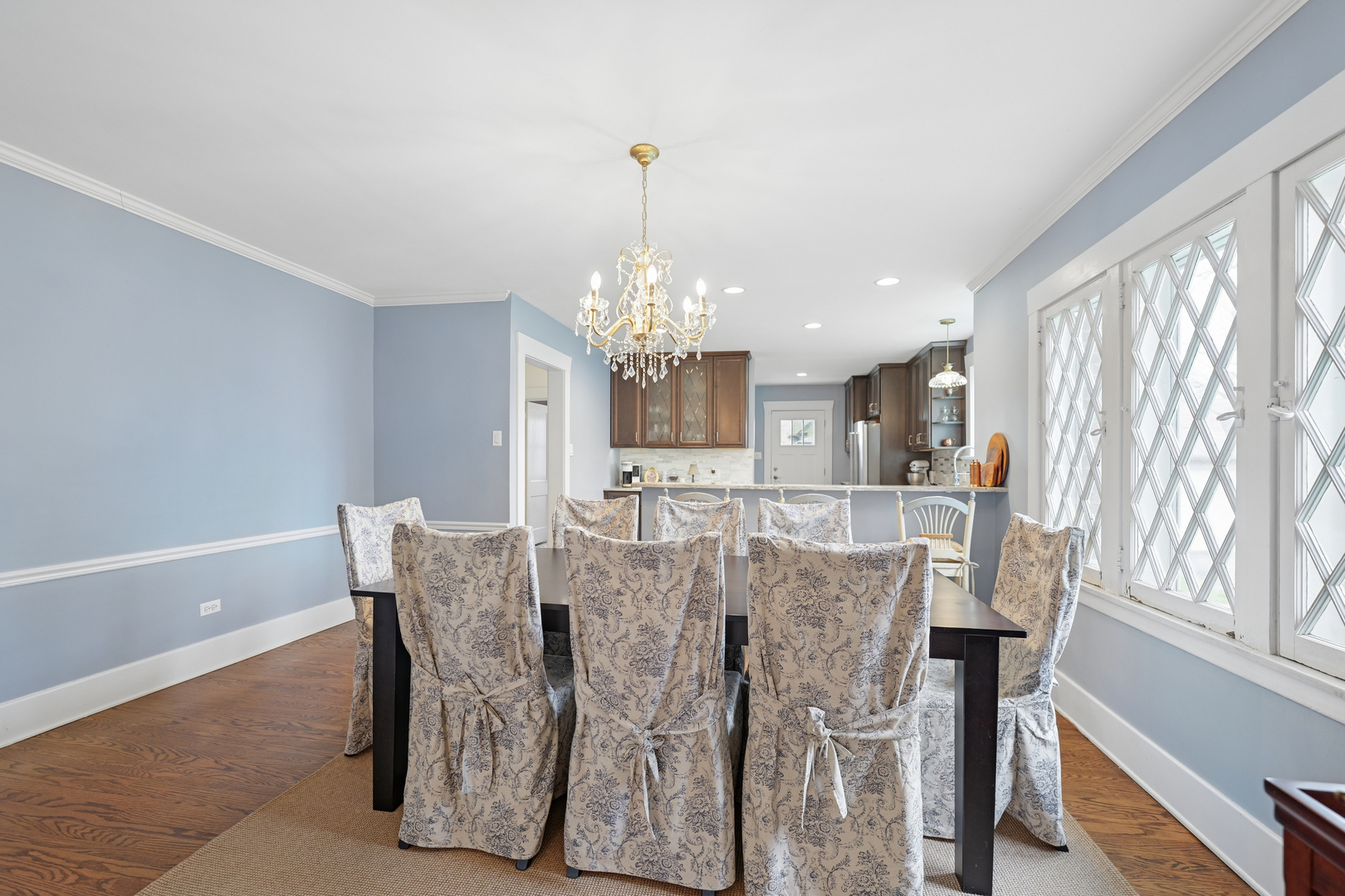 4136 Raymond Avenue, Brookfield, IL 60513