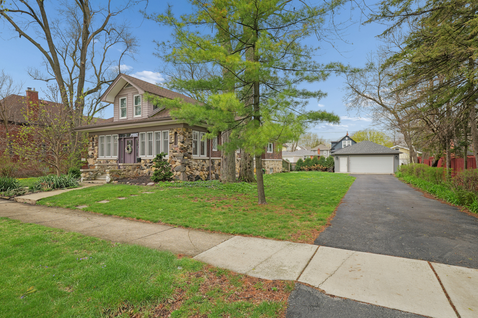 4136 Raymond Avenue, Brookfield, IL 60513