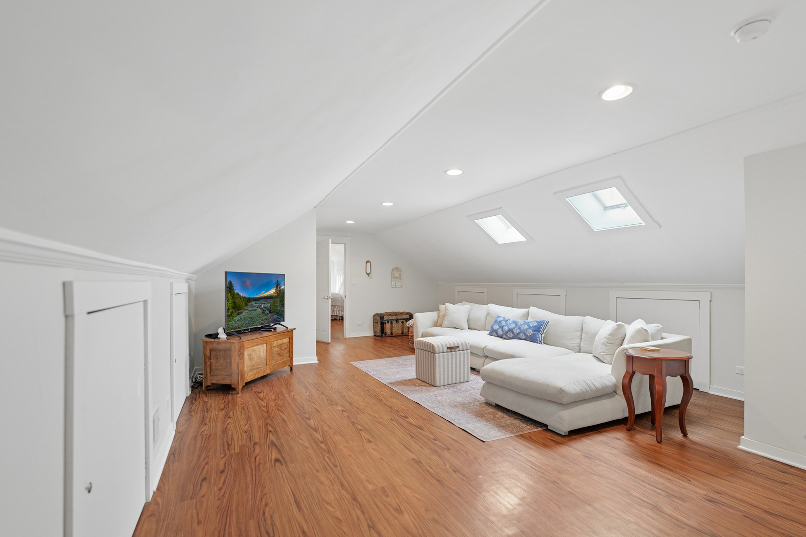 4136 Raymond Avenue, Brookfield, IL 60513