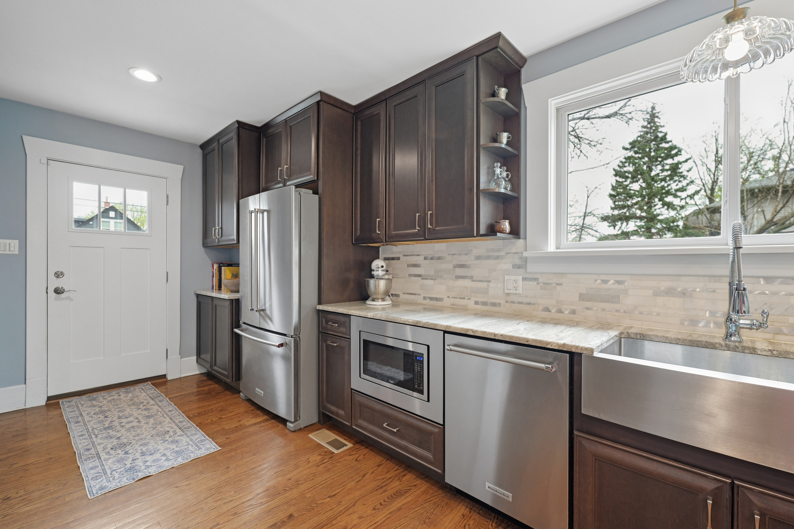 4136 Raymond Avenue, Brookfield, IL 60513