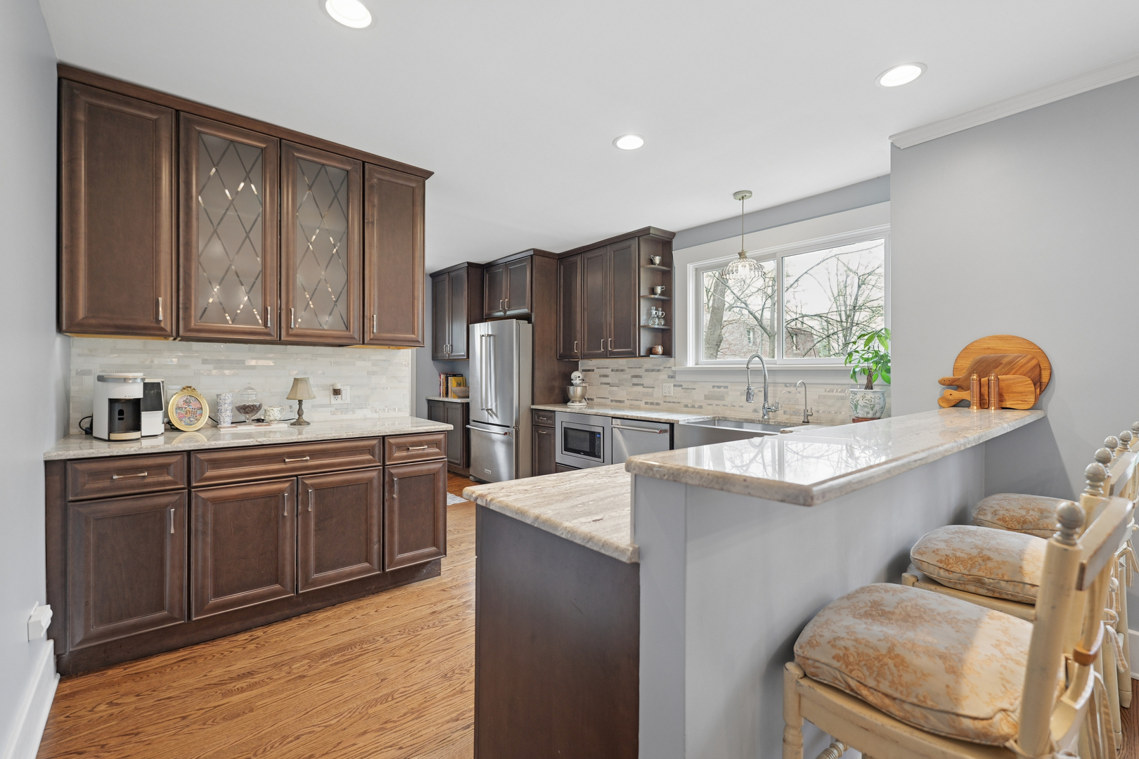 4136 Raymond Avenue, Brookfield, IL 60513