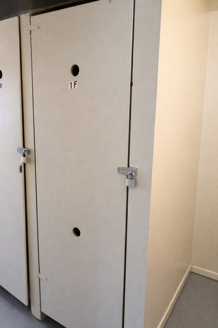 8828 N Leslie Lane #1F, Des Plaines, IL 60016