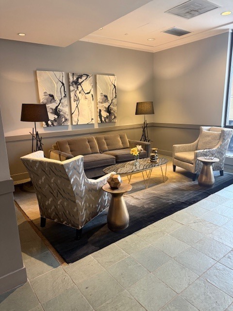 77 S Evergreen Avenue #801, Arlington Heights, IL 60005