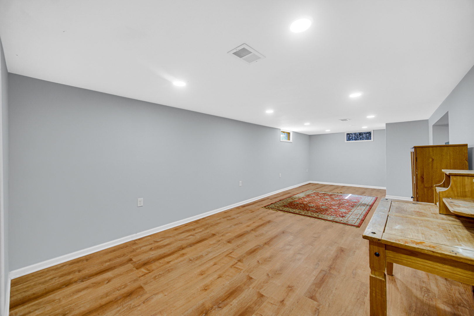 1930 Richard Street, Aurora, IL 60506