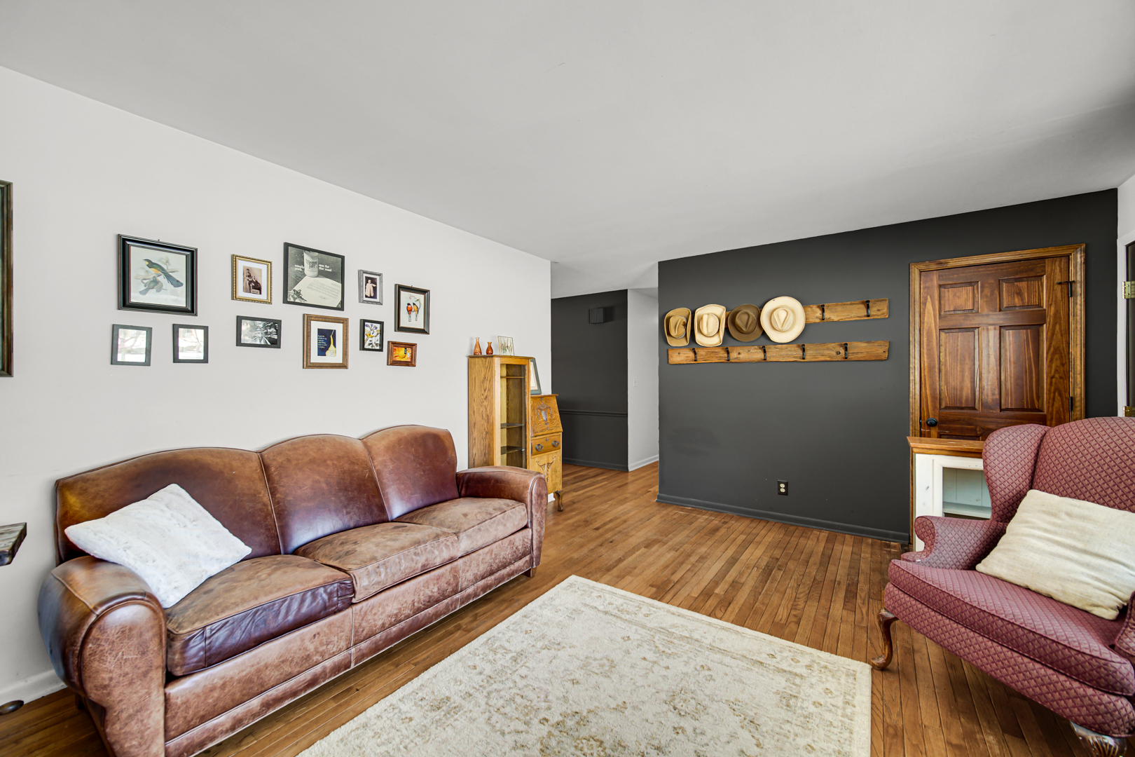 1930 Richard Street, Aurora, IL 60506