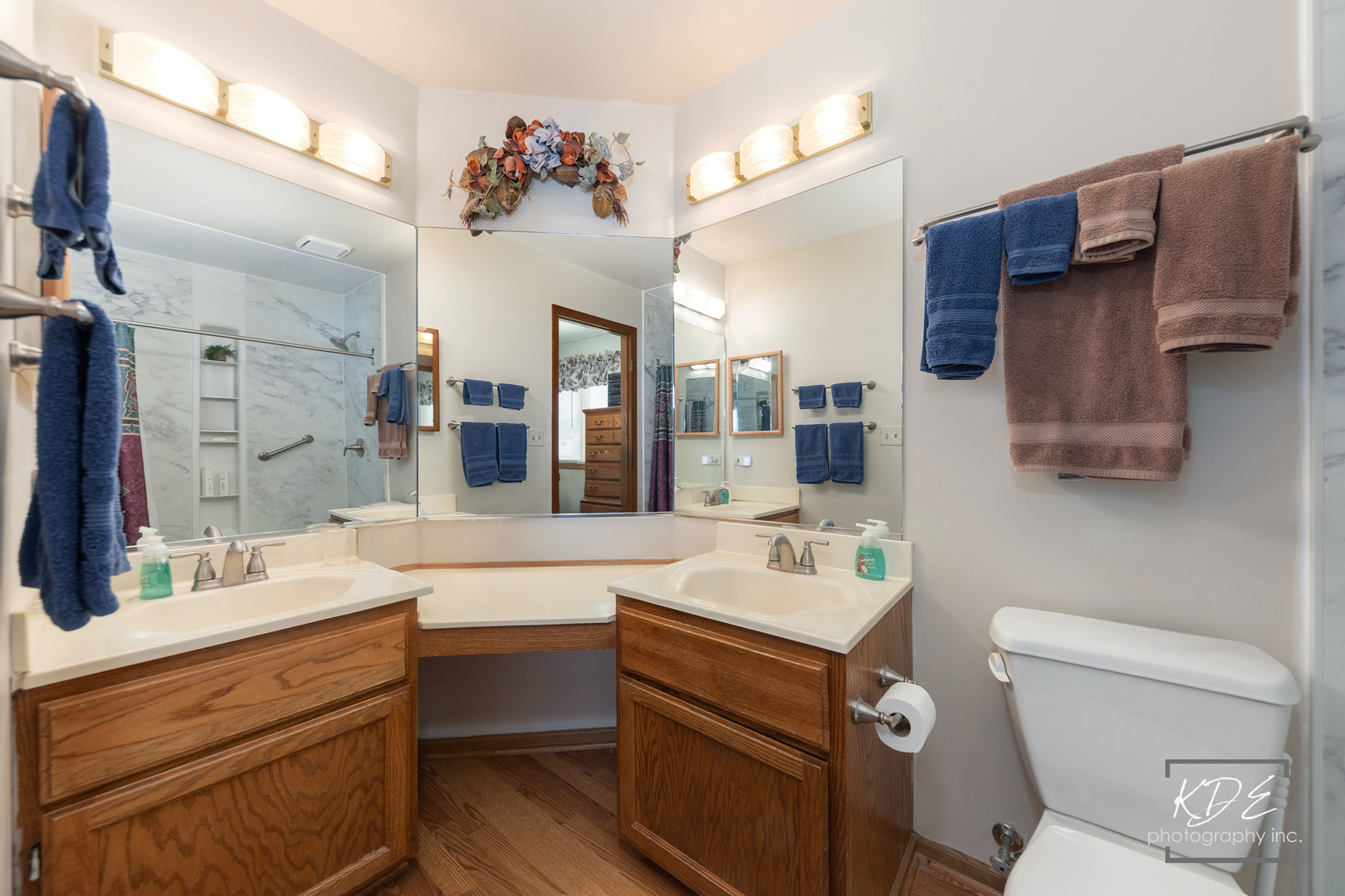 2478 Crystal Creek Lane, Elgin, IL 60124