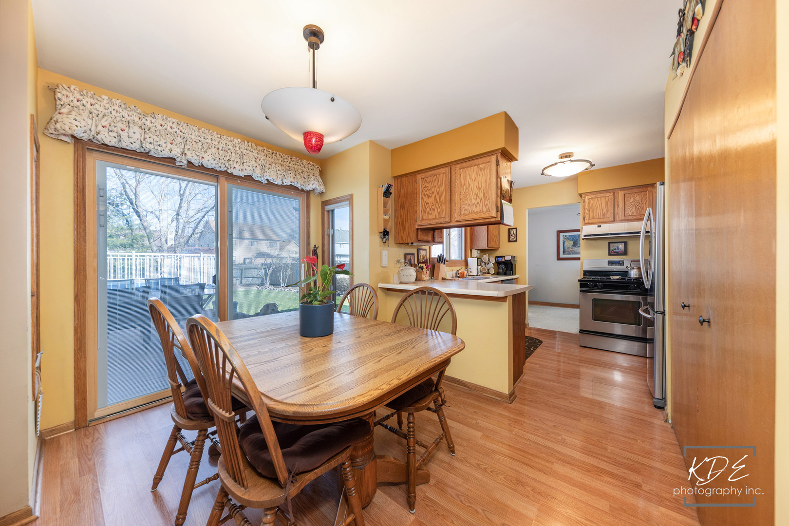 2478 Crystal Creek Lane, Elgin, IL 60124