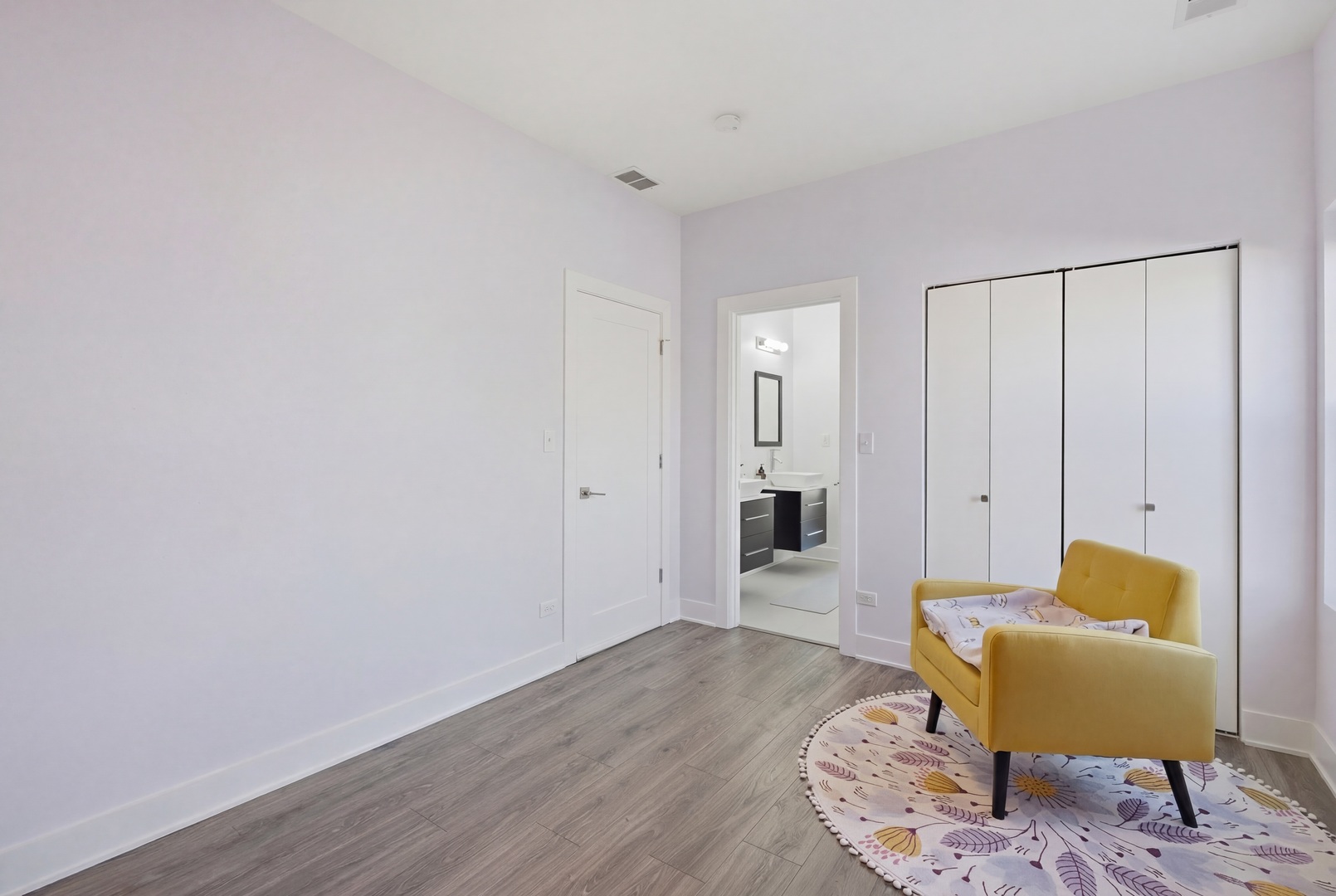 5539 W Drummond Place, Chicago, IL 60639