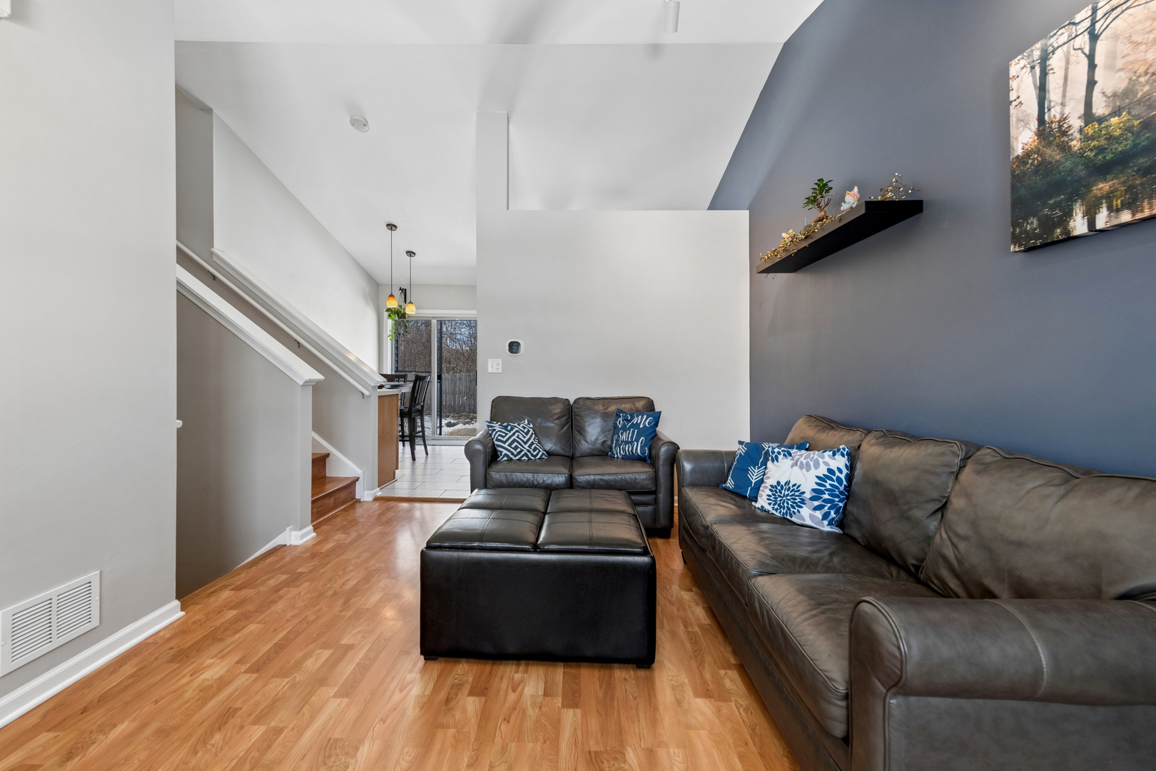 202 Centennial Drive, Hainesville, IL 60073