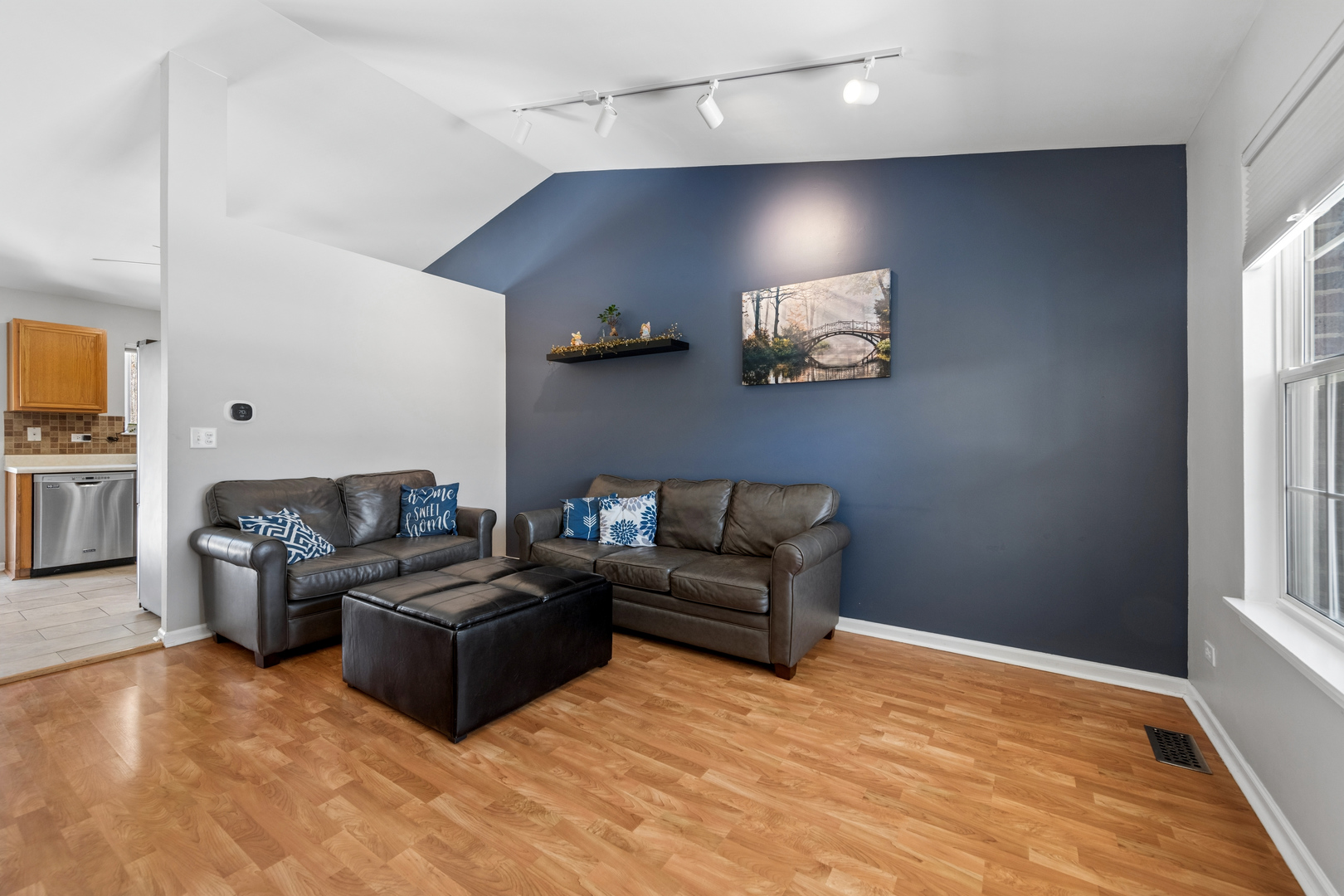 202 Centennial Drive, Hainesville, IL 60073