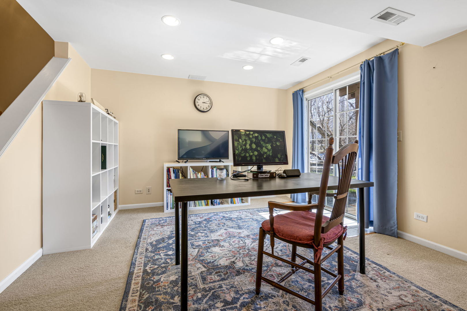 1326 Windsor Court, Geneva, IL 60134