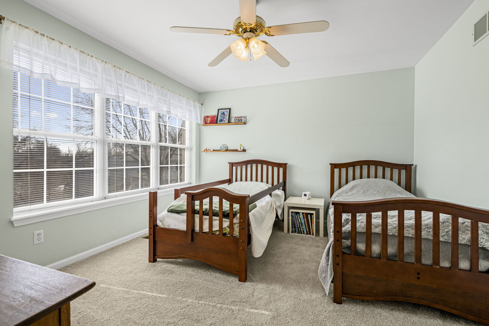 1326 Windsor Court, Geneva, IL 60134