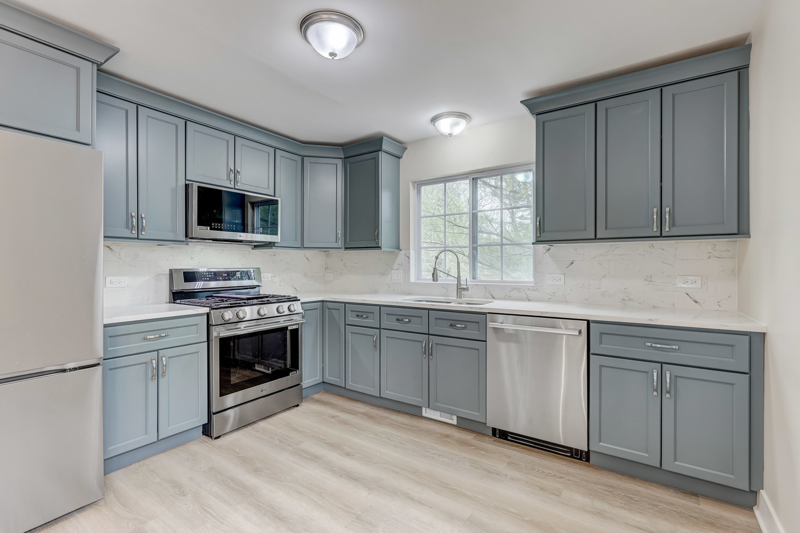 8105 Wonder View Drive, Wonder Lake, IL 60097