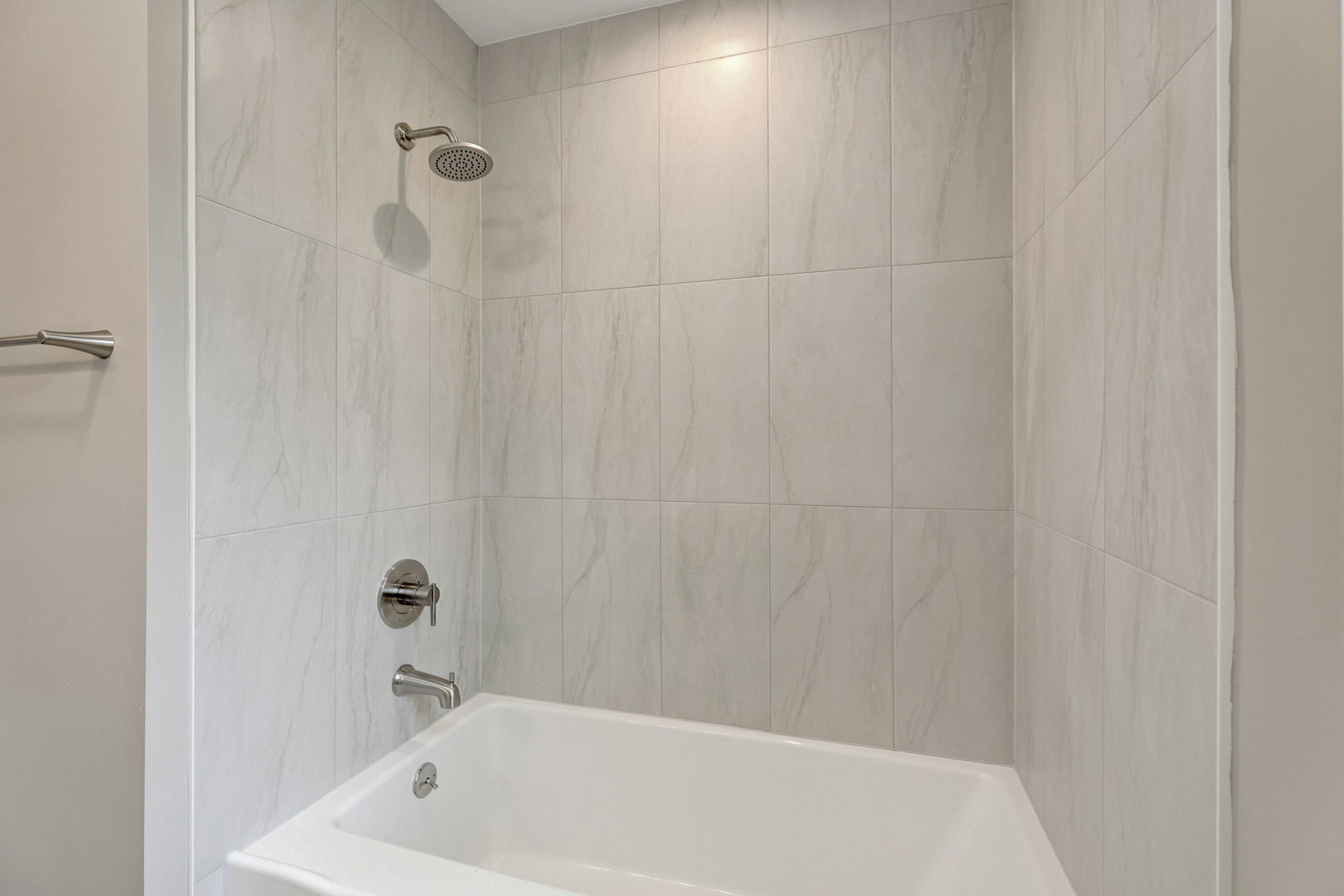 8105 Wonder View Drive, Wonder Lake, IL 60097