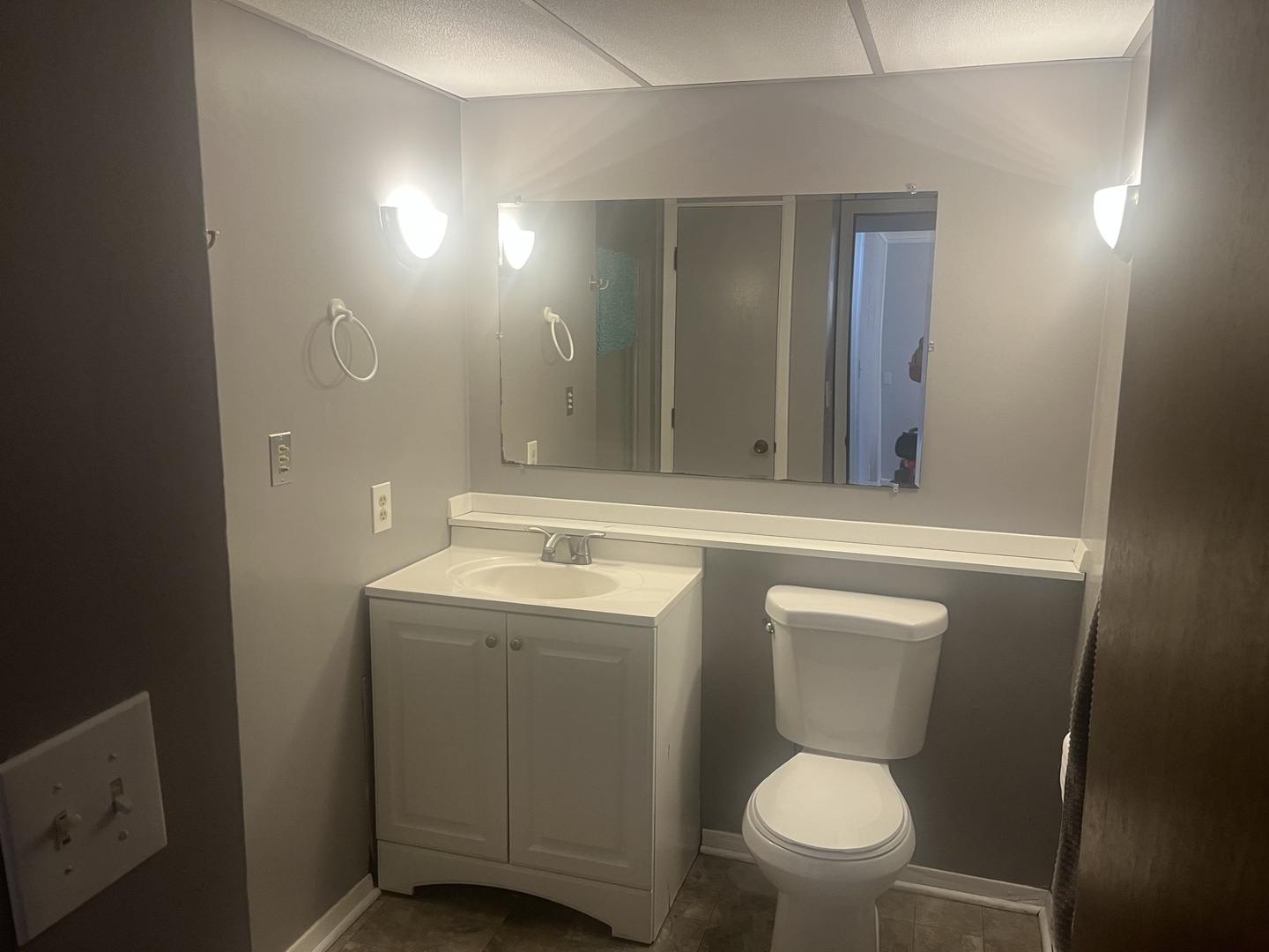 1408 Ridgeport Avenue, Bloomington, IL 61704