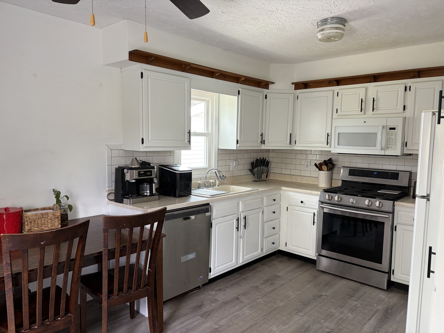 1408 Ridgeport Avenue, Bloomington, IL 61704