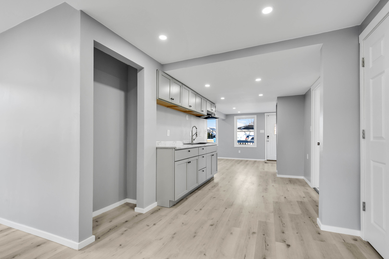 3813 Morgan Street, Steger, IL 60475