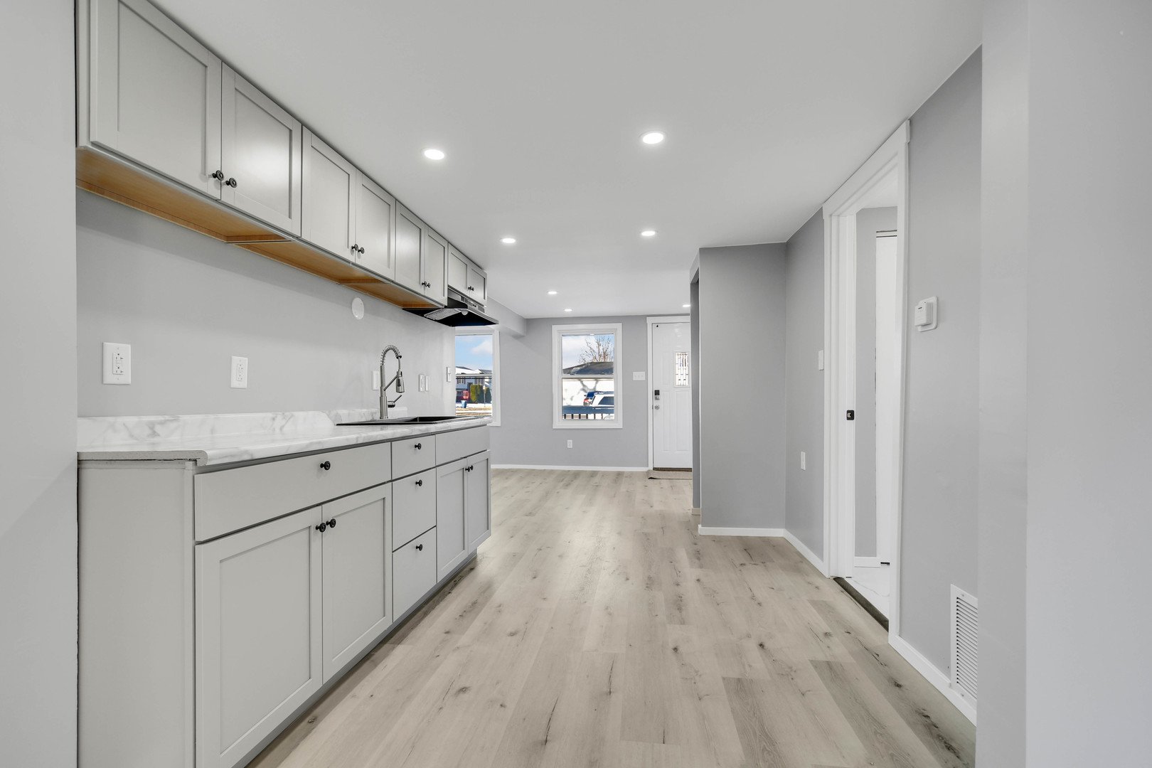 3813 Morgan Street, Steger, IL 60475