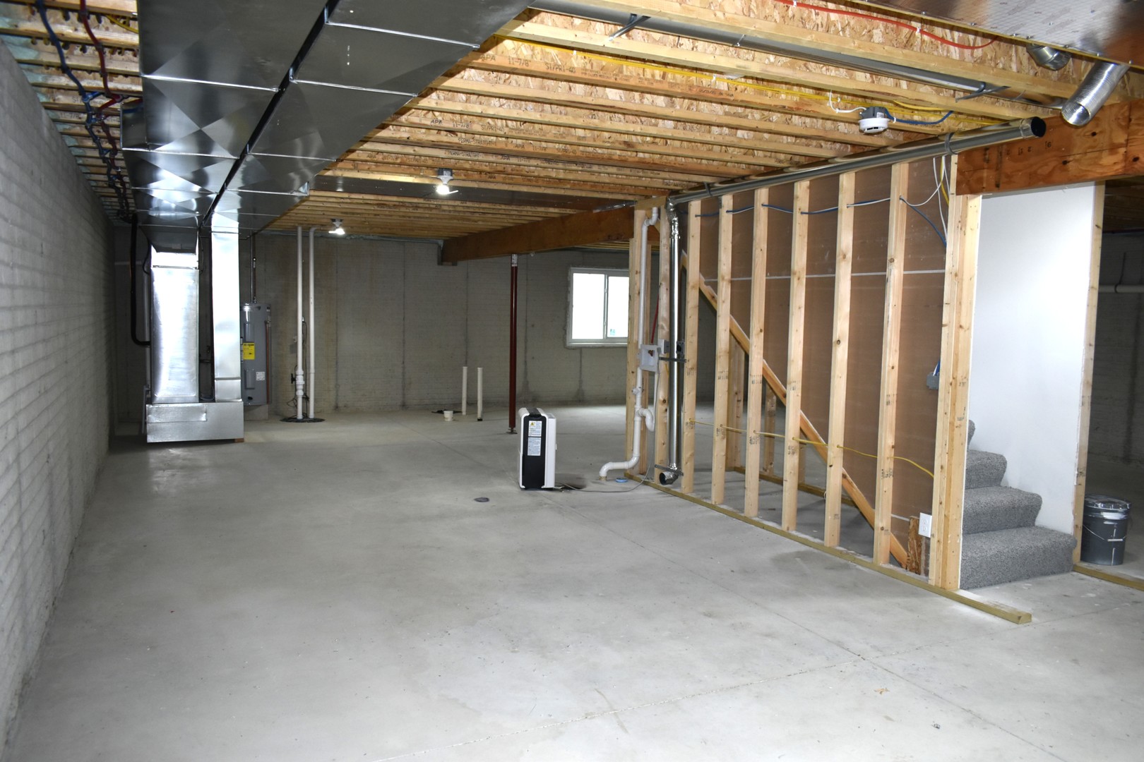 225 S Pine Street, El Paso, IL 61738